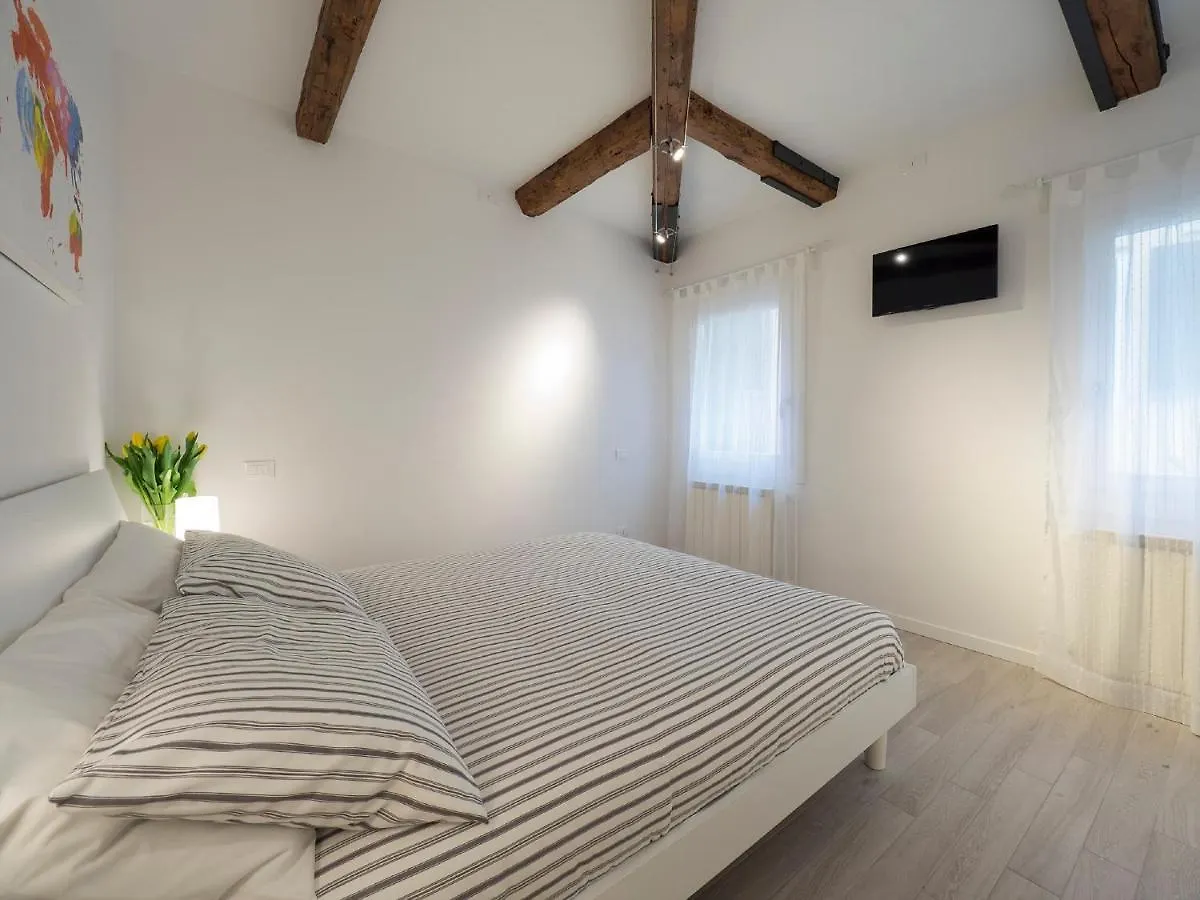 Residence Ss Giovanni E Paolo Venice Apartment