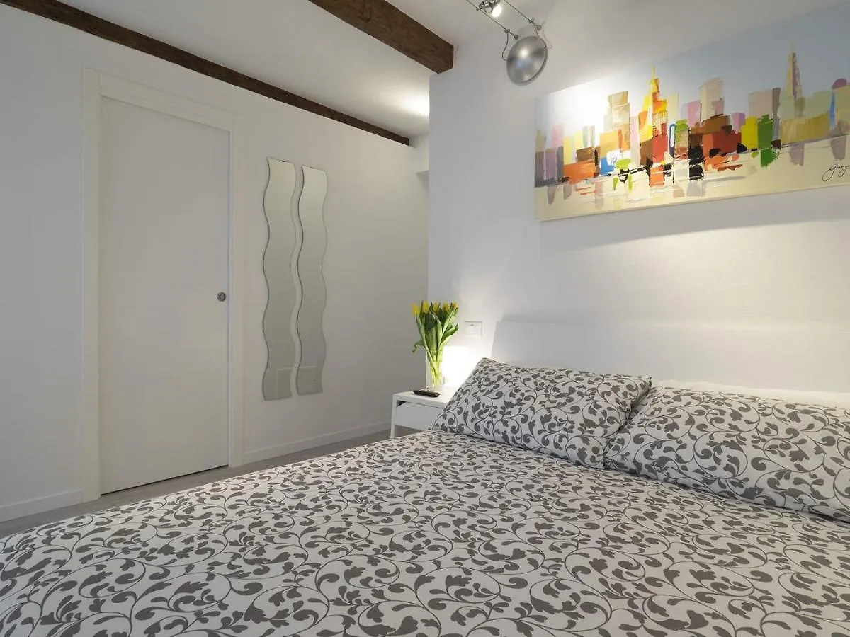 Residence Ss Giovanni E Paolo Venice Apartment